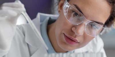 Travaux de recherche universitaire à l’origine d’une Jeune Entreprise Universitaire